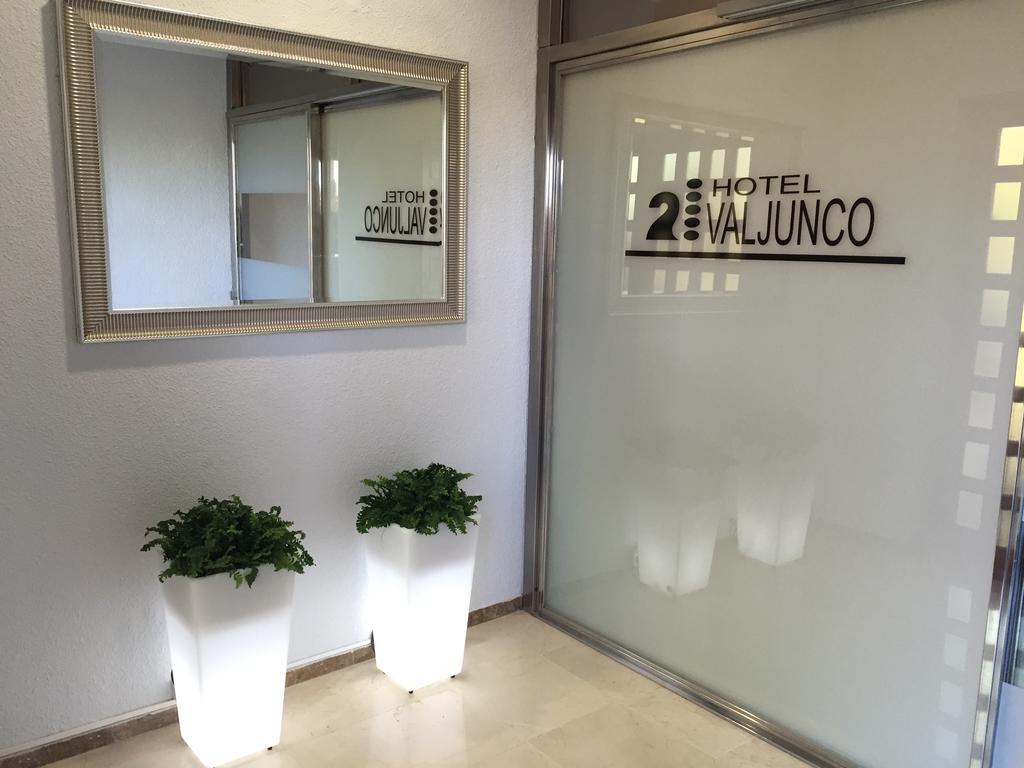 ולנסיה דה דון חואן Hotel Valjunco מראה חיצוני תמונה