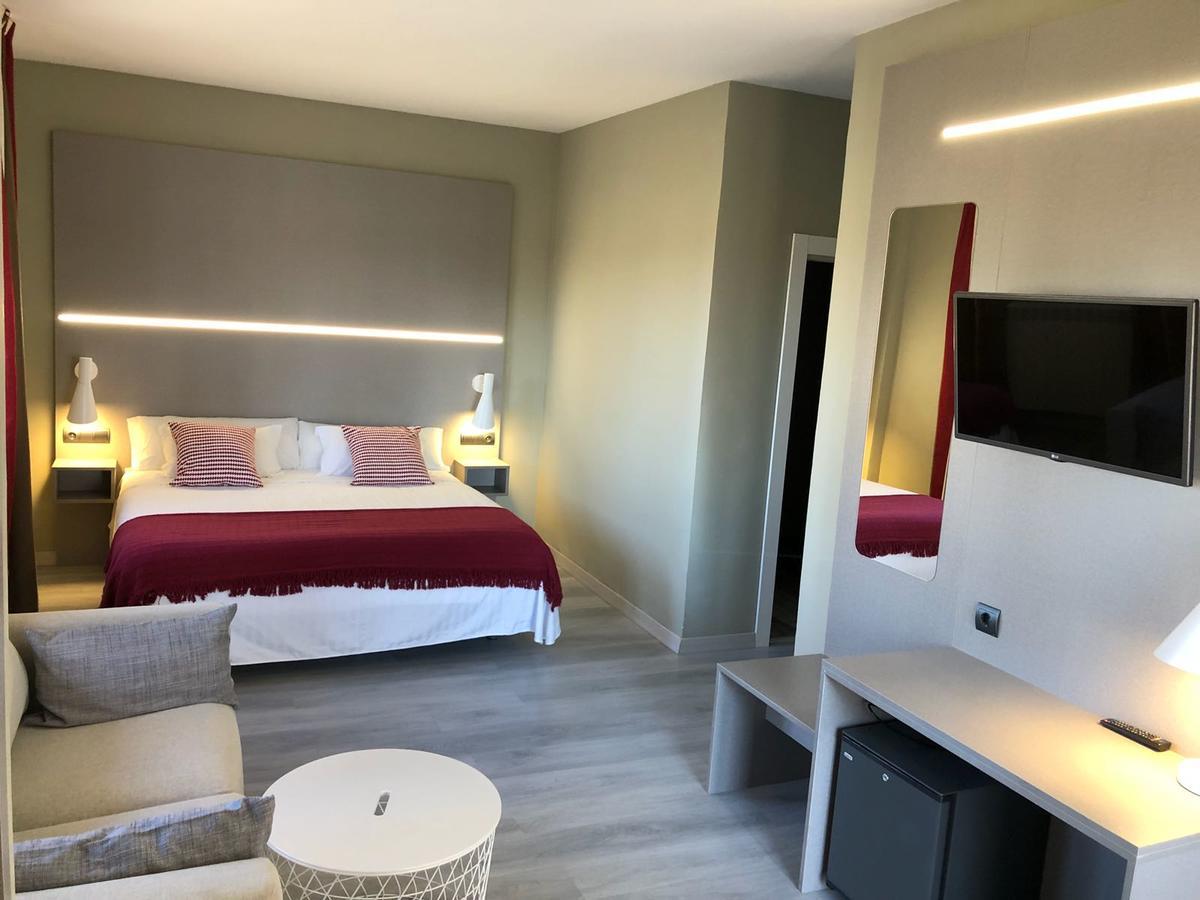 ולנסיה דה דון חואן Hotel Valjunco מראה חיצוני תמונה