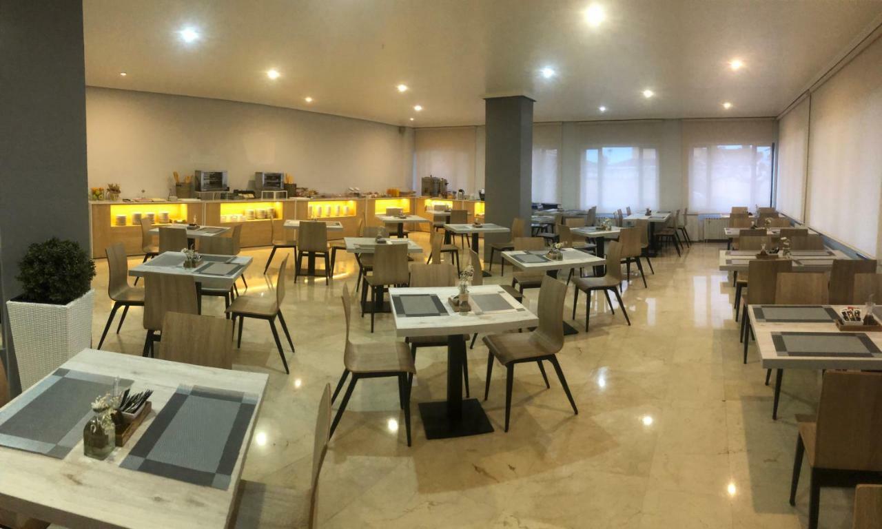 ולנסיה דה דון חואן Hotel Valjunco מראה חיצוני תמונה